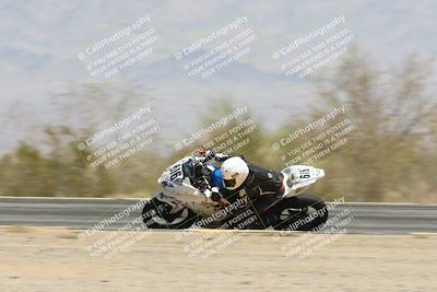 media/Apr-20-2025-CVMA (Sun) [[39090e8767]]/Race 9-Formula LW Twins Shootout/